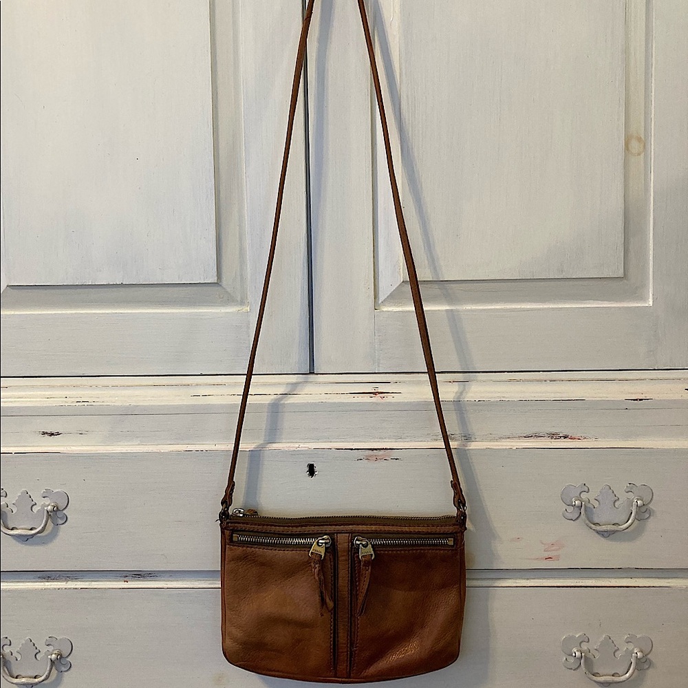 Fossil brown leather crossbody bag